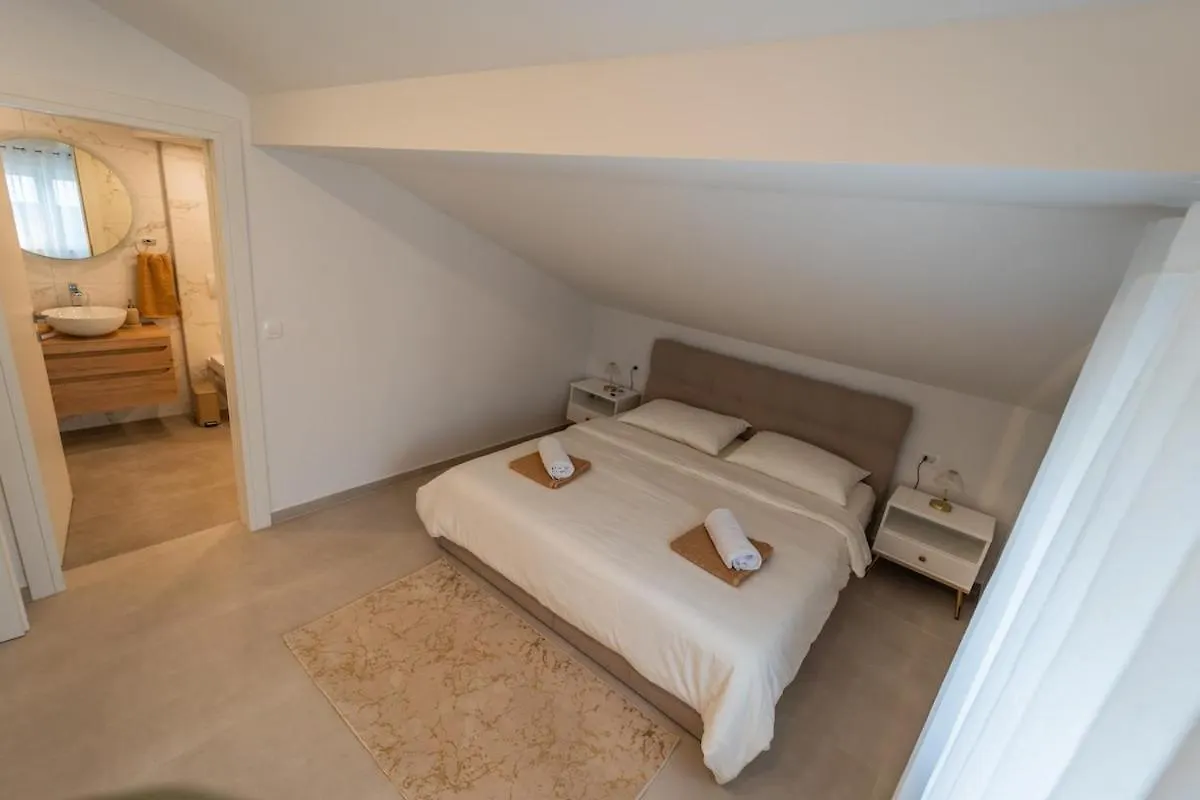 자다르 Penthouse Oasis With Sea Views And Terrace 아파트 크로아티아
