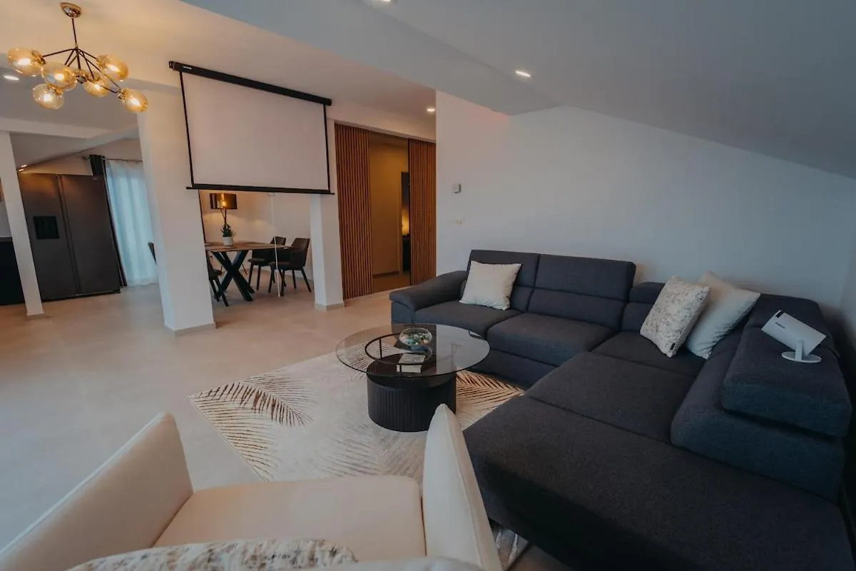 자다르 Penthouse Oasis With Sea Views And Terrace 아파트